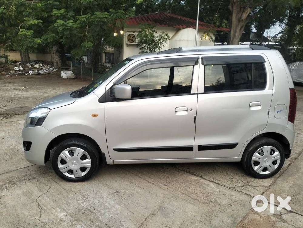 Maruti Suzuki Wagon R Amt Vxi, 2016, Petrol