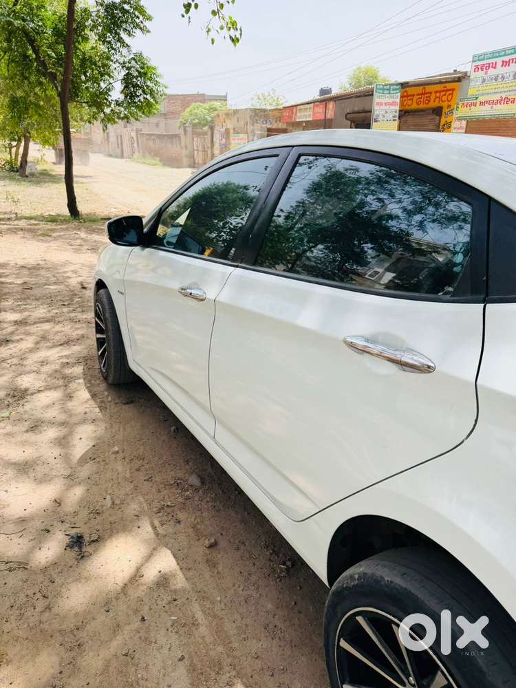 Hyundai Verna Diesel 2011
