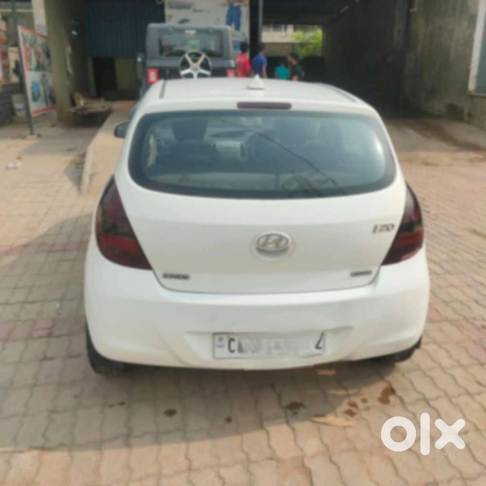 Hyundai I20 Sportz 2011