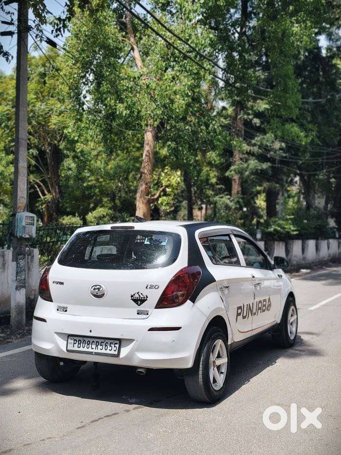 Hyundai I20 Sportz 1.2 Bs-iv, 2014, Petrol