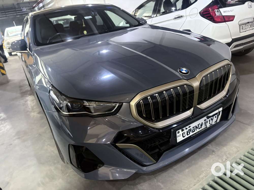 Bmw 5 Series 3.0 530i Touring, 2024, Petrol