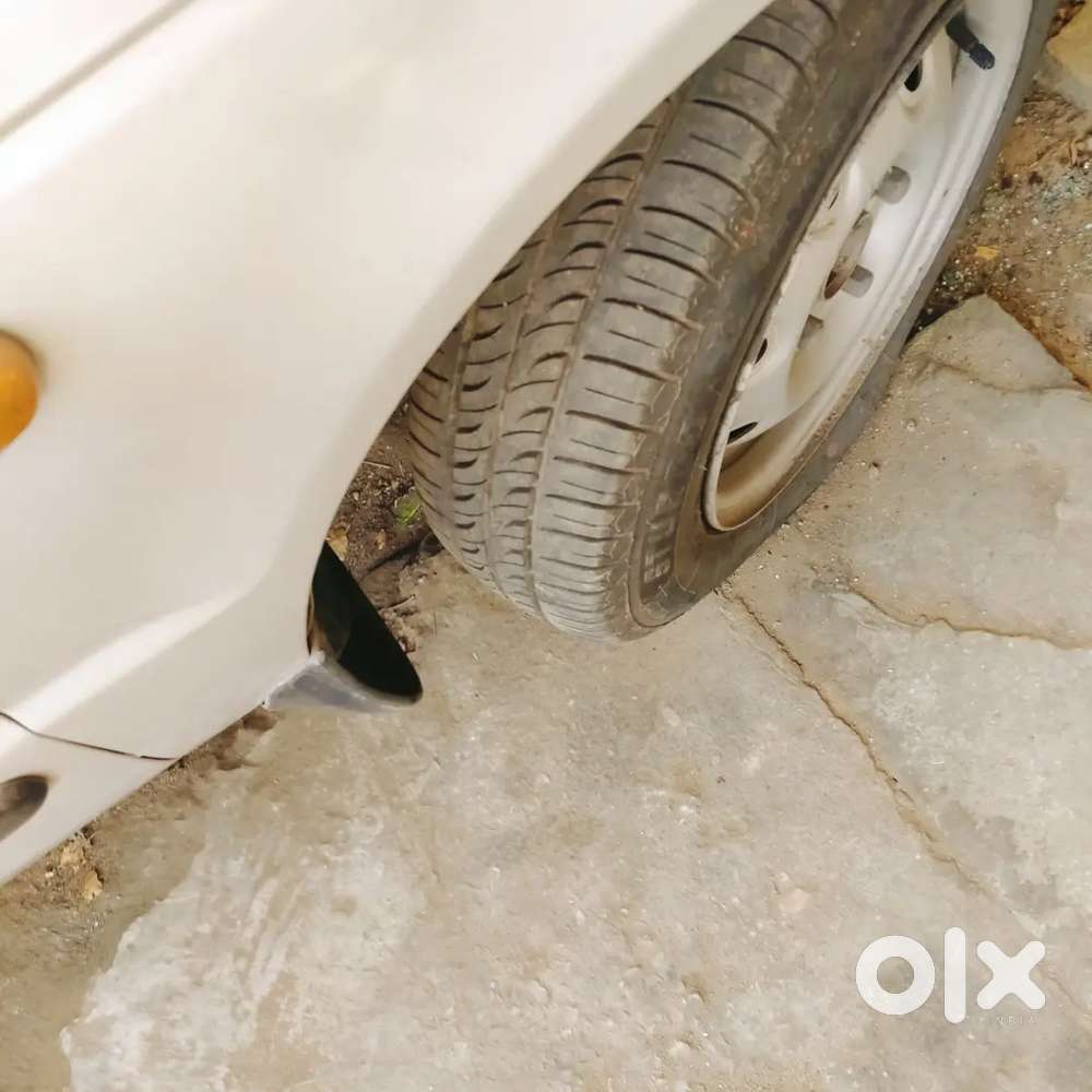 ओरिजिनल शोरूम कंडीशन