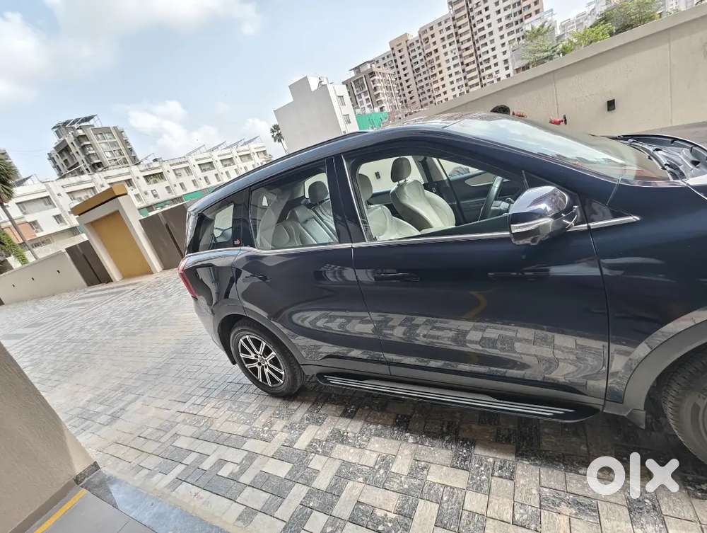 New Mahindra Xuv700 Ax7 Luxury Edition