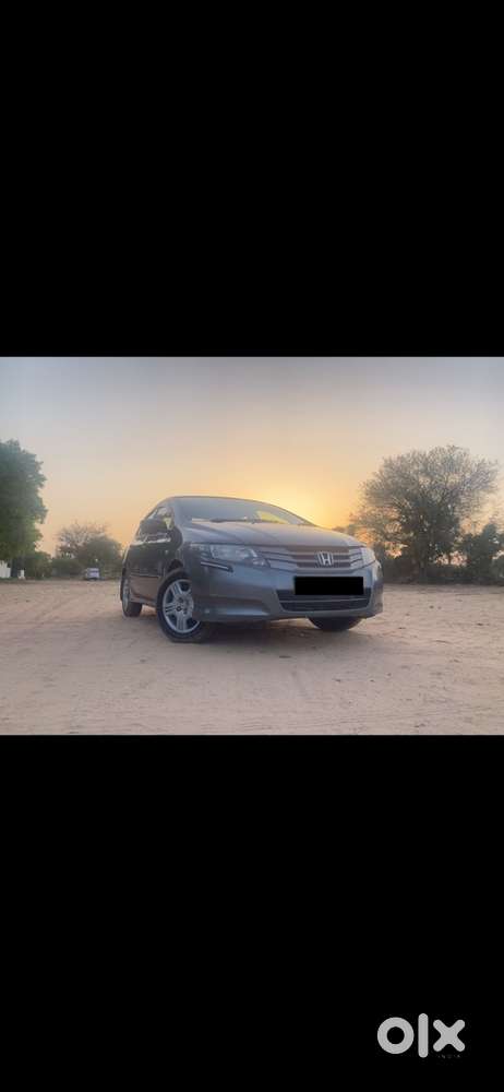 Honda City 2011 Petrol Well Maintained , Great Condition .