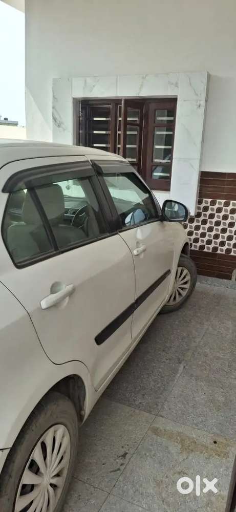 Maruti Suzuki Dzire 2015 Petrol 103000 Km Driven