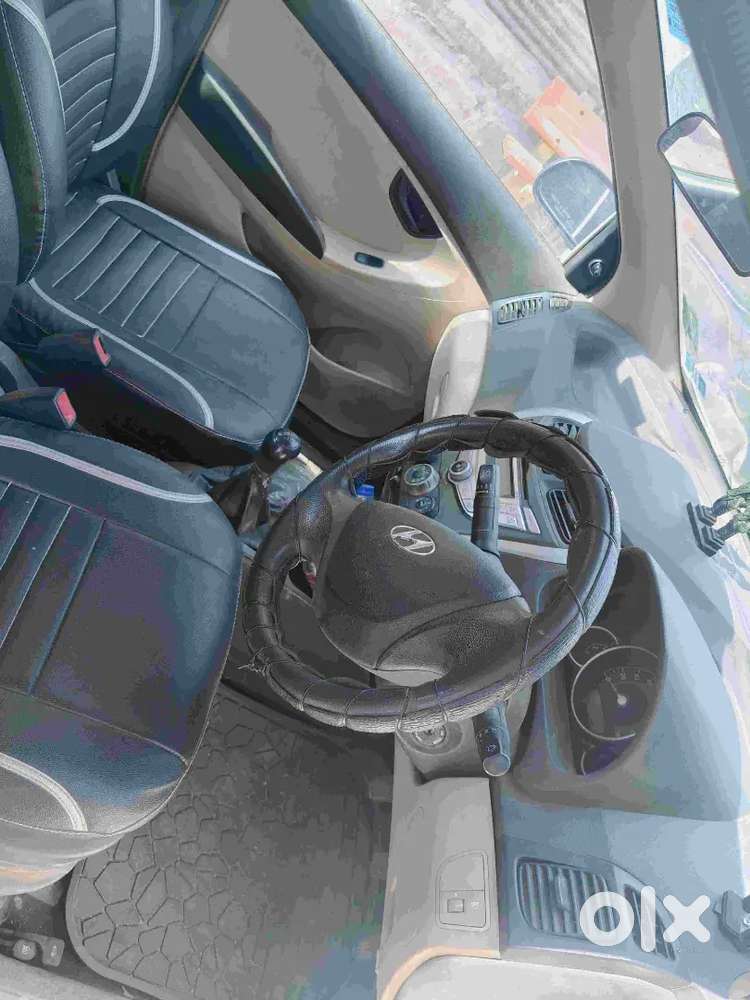 Hyundai Eon Magna + 2012 सामने का काच क्रेक हे