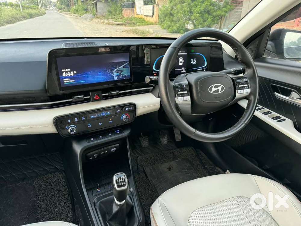 Hyundai Verna 1.5 Sx (o) Vtvt, 2023, Petrol