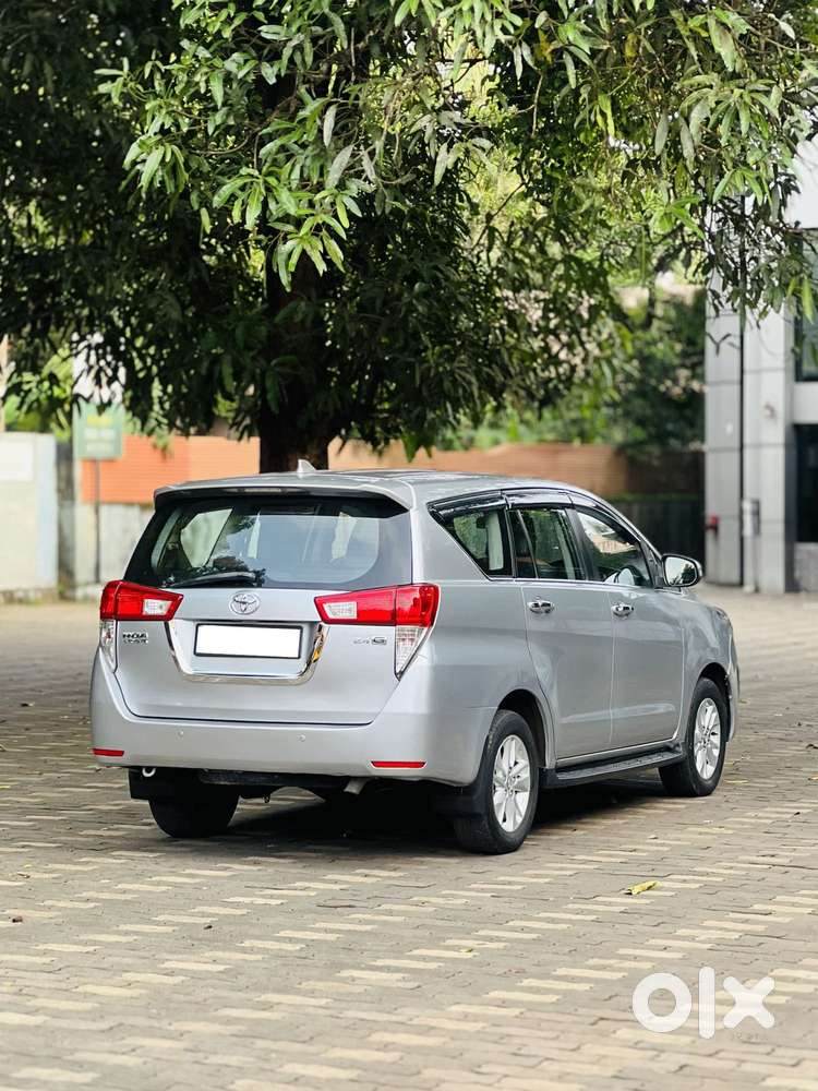 Toyota Innova Crysta 2.4 G Mt, 2018, Diesel