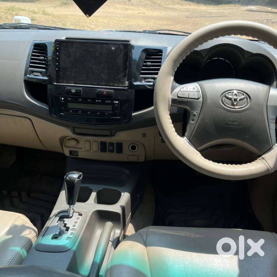 Toyota Fortuner 3.0 4x2 Automatic, 2013, Diesel