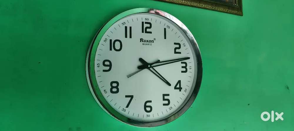 Wall clock Runing conditions good conditions