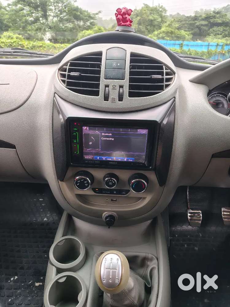 Mahindra Nuvosport - N8 Top End Model - 2016 Diesel Manual
