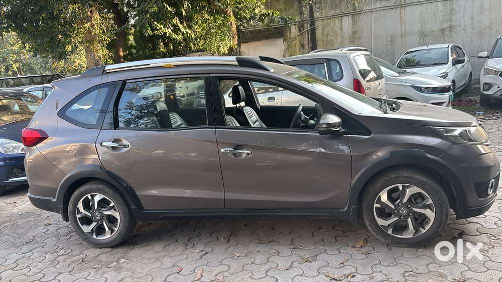 Honda Br-v I-vtec V Cvt, 2017, Petrol