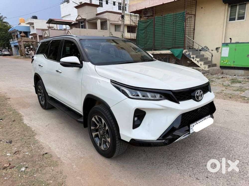 Toyota Fortuner Legender 4x2 At 2.8, 2022, Diesel