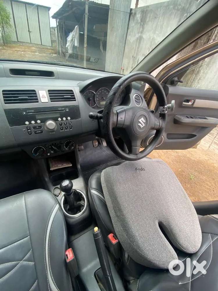 Maruti Suzuki Swift Dzire 2010 Variant