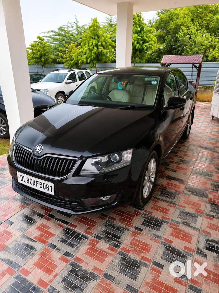Skoda Octavia Elegance 1.8 Tsi At, 2014, Petrol