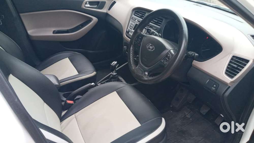 Hyundai Elite I20 Sportz (o) 1.4, 2014, Diesel