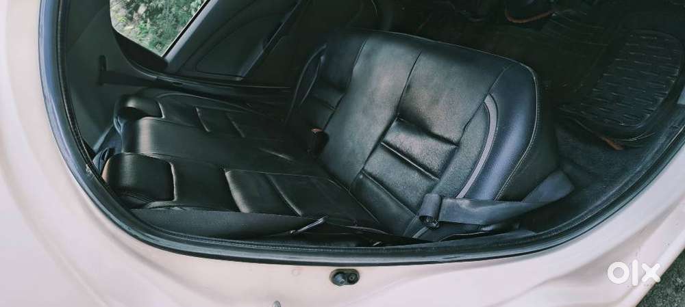 Toyota Etios Liva G, 2011, Petrol