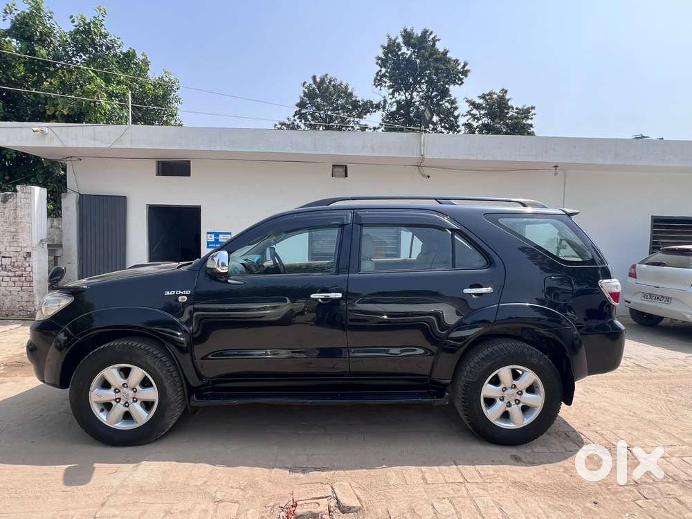 Toyota Fortuner 3.0 4x4 Manual, 2009, Diesel