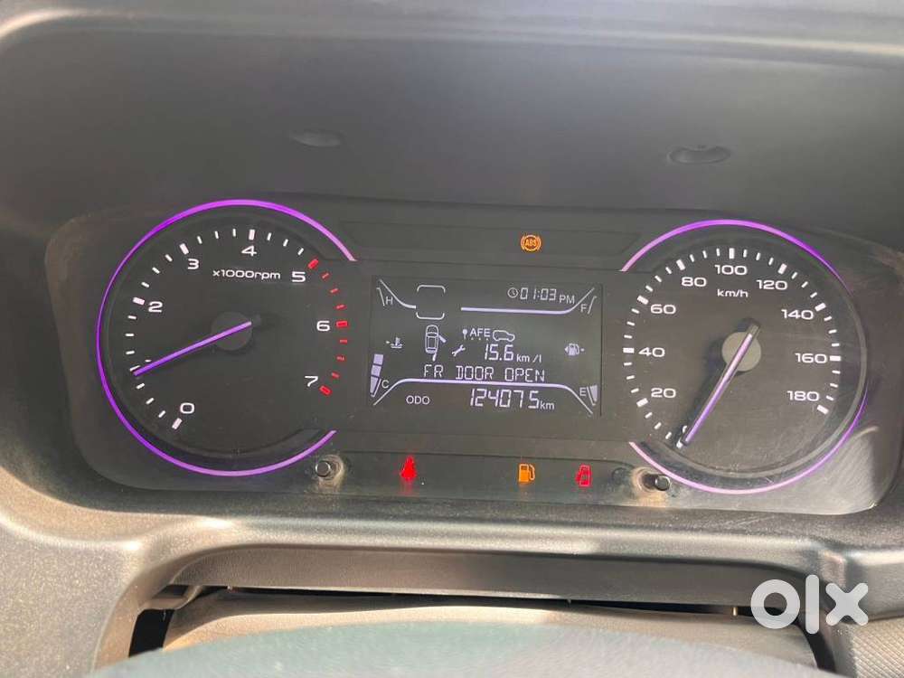 Mahindra Marazzo M2, 2019, Diesel
