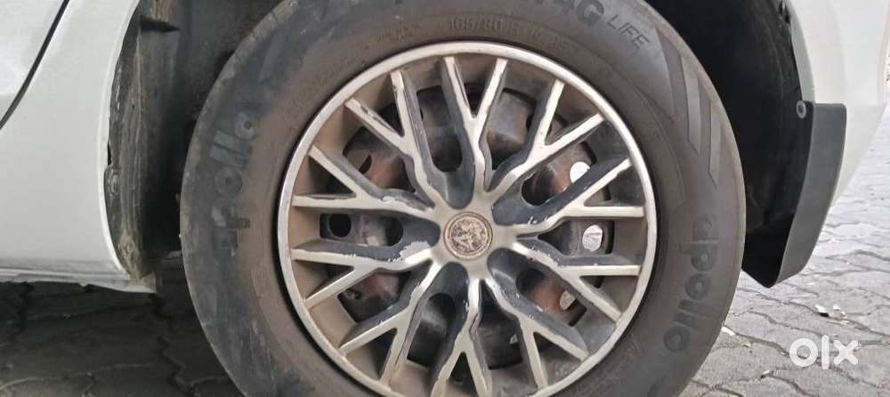 Maruti Suzuki Swift Vxi + Manual, 2014, Petrol