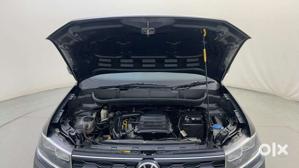 Volkswagen Taigun 1.0 Tsi Highline At, 2022, Petrol
