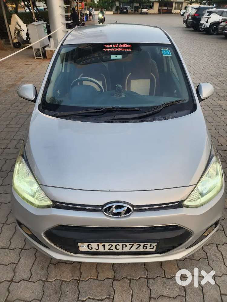 Hyundai Xcent 2015 Diesel Well Maintained Top Model