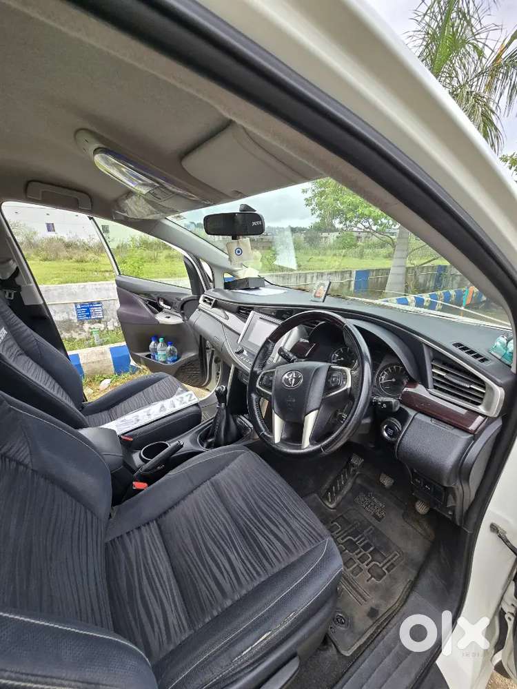 Toyota Innova Crysta 2016 Diesel Mt