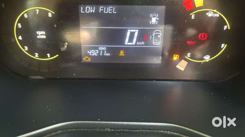 Tata Nexon Smart 1.2 Revotron Petrol 5 Mt, 2024, Cng & Hybrids