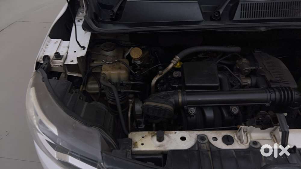 Renault Triber Rxz Easy-r Amt, 2020, Petrol