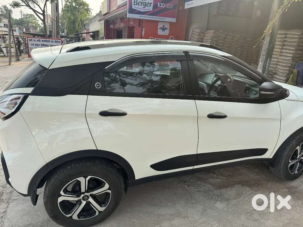 Tata Nexon 2023 Petrol 15800 Km Driven