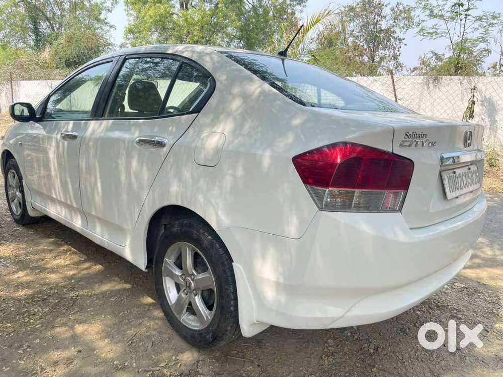 Honda City 2011-2013 V At Exclusive, 2011, Petrol