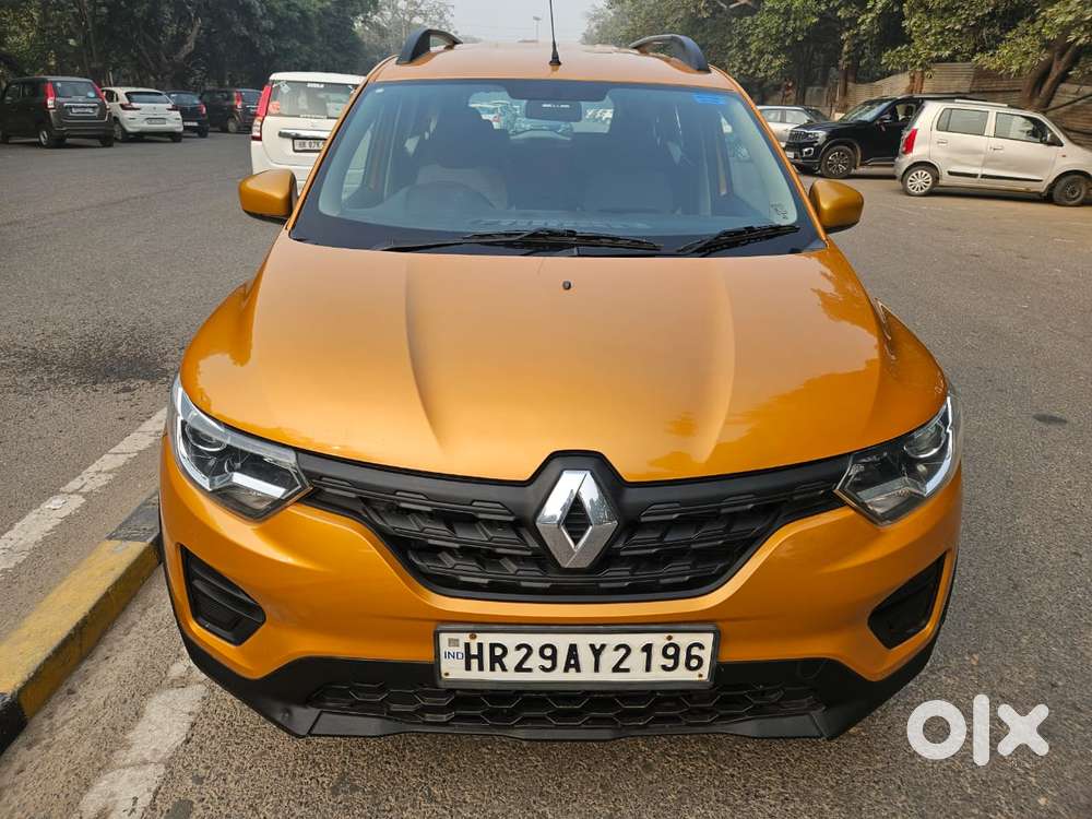 Renault Triber Rxt, 2022, Petrol