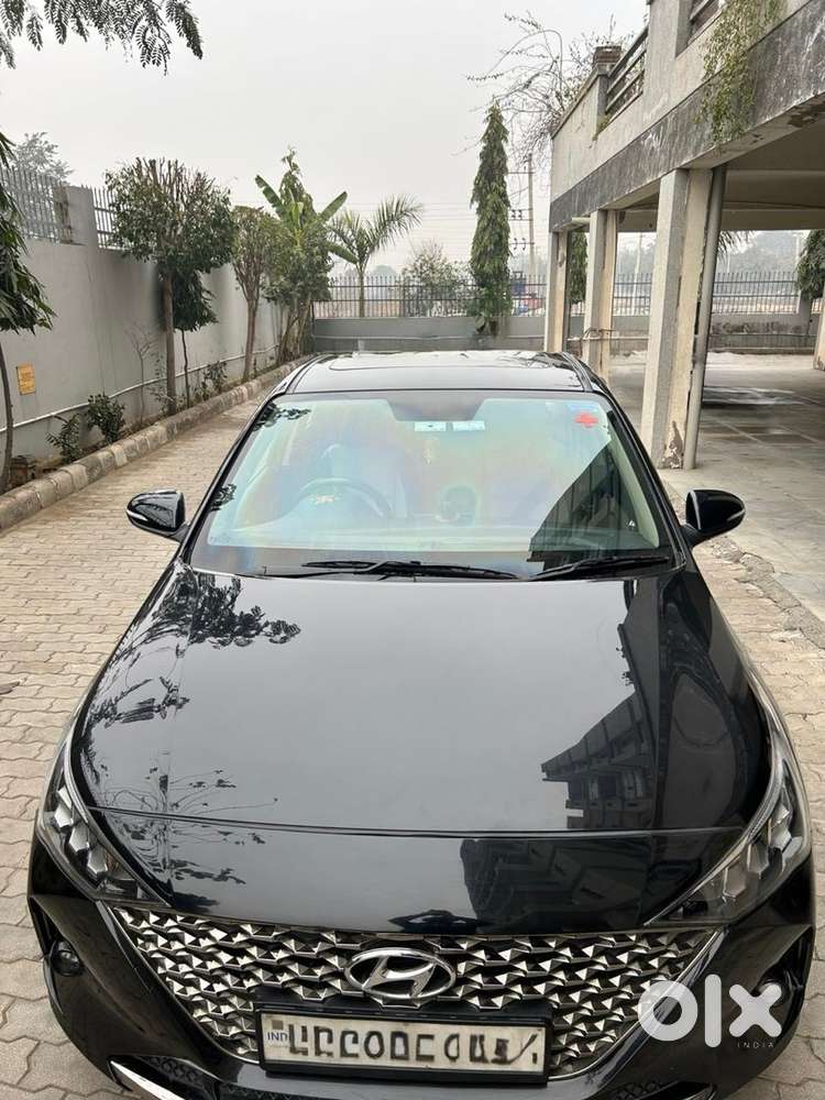 Hyundai Verna 2023 Car