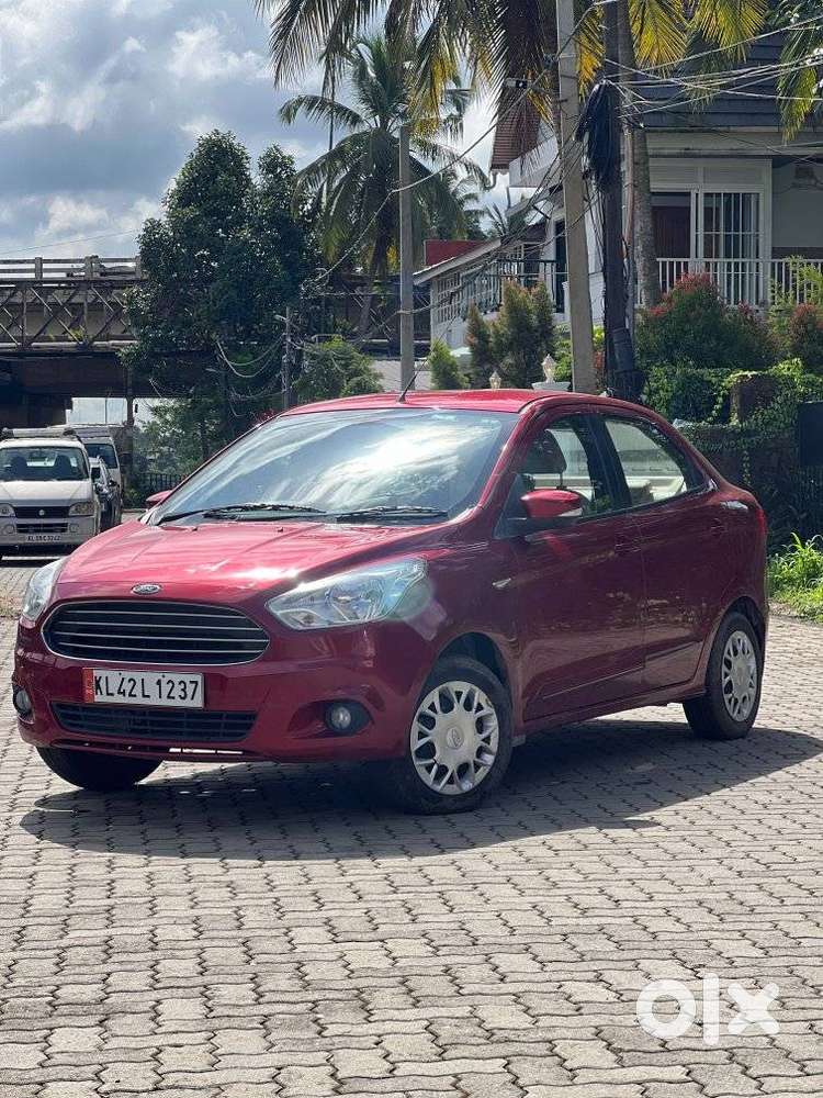 Ford Figo, 2015