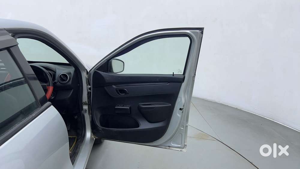 Renault Kwid 1.0 Rxl, 2017, Petrol