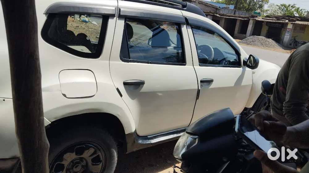 Renault Duster 2015 Diesel 85 Km Driven