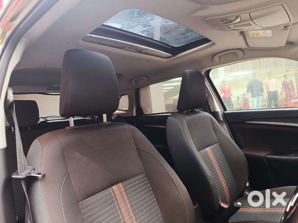 Maruti Suzuki Brezza 1.5 Zxi At Smart Hybrid, 2023, Petrol