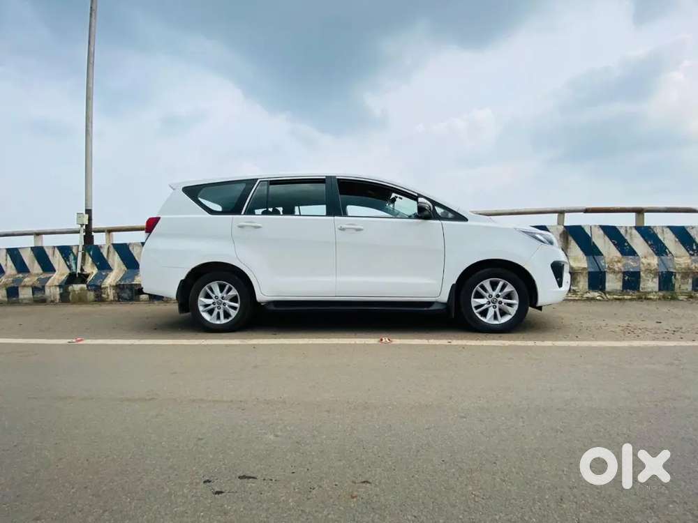 7+1 Innova Crysta In Good Condition And Well Maintained For Sale