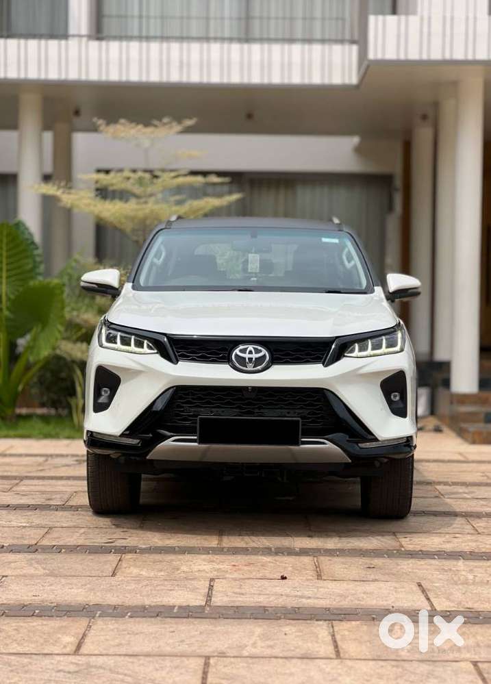 Toyota Fortuner Legender 4x2 At 2.8, 2022, Diesel