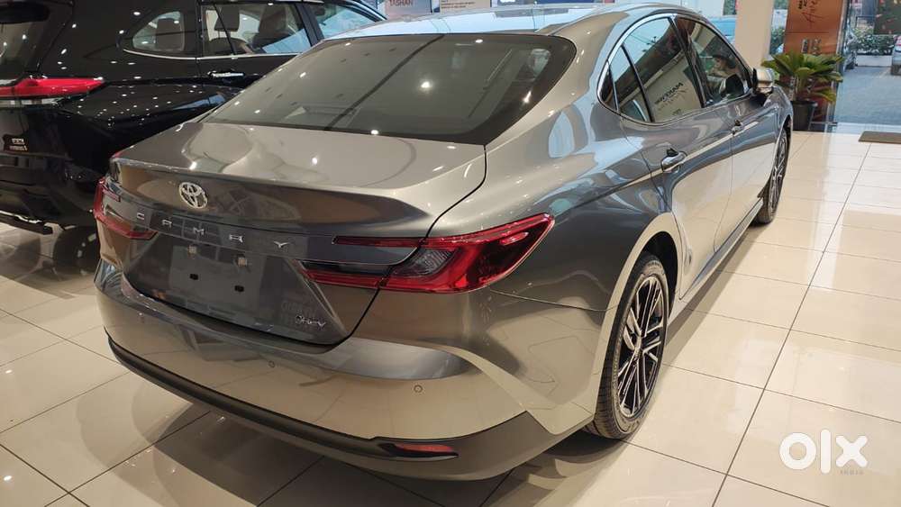 Toyota Camry 2.5 Hybrid, 2026, Petrol