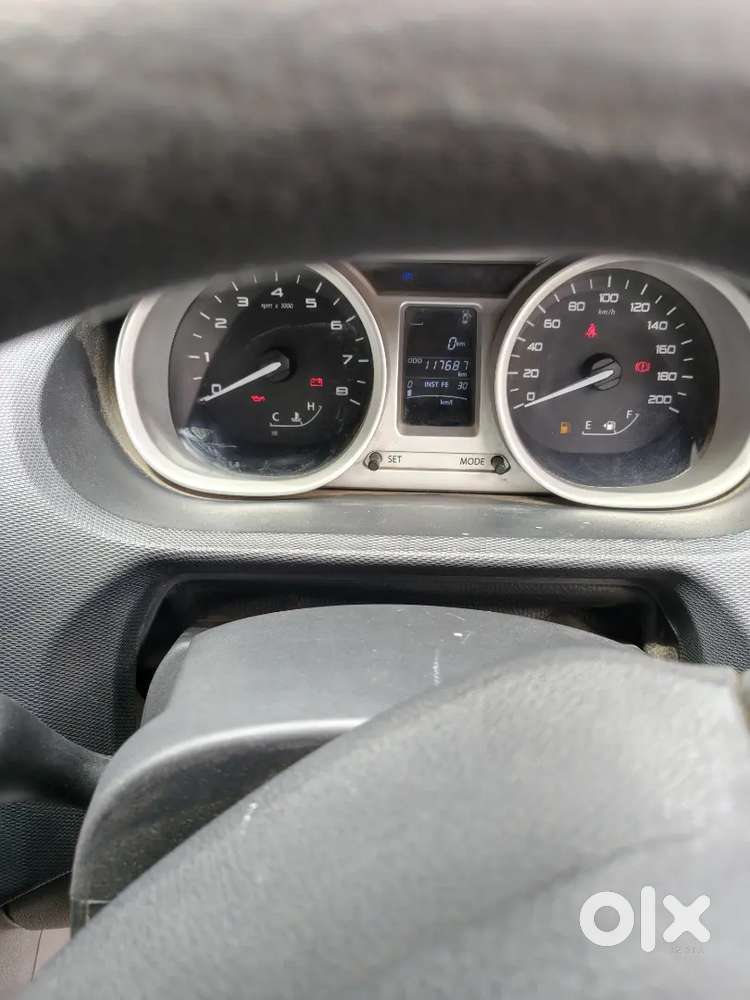 Tata Tiago Xz Diesel 2017