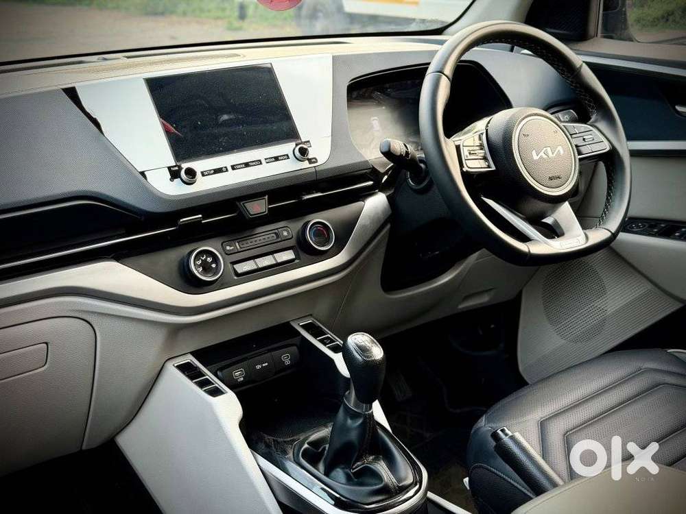 Kia Carens, 2025