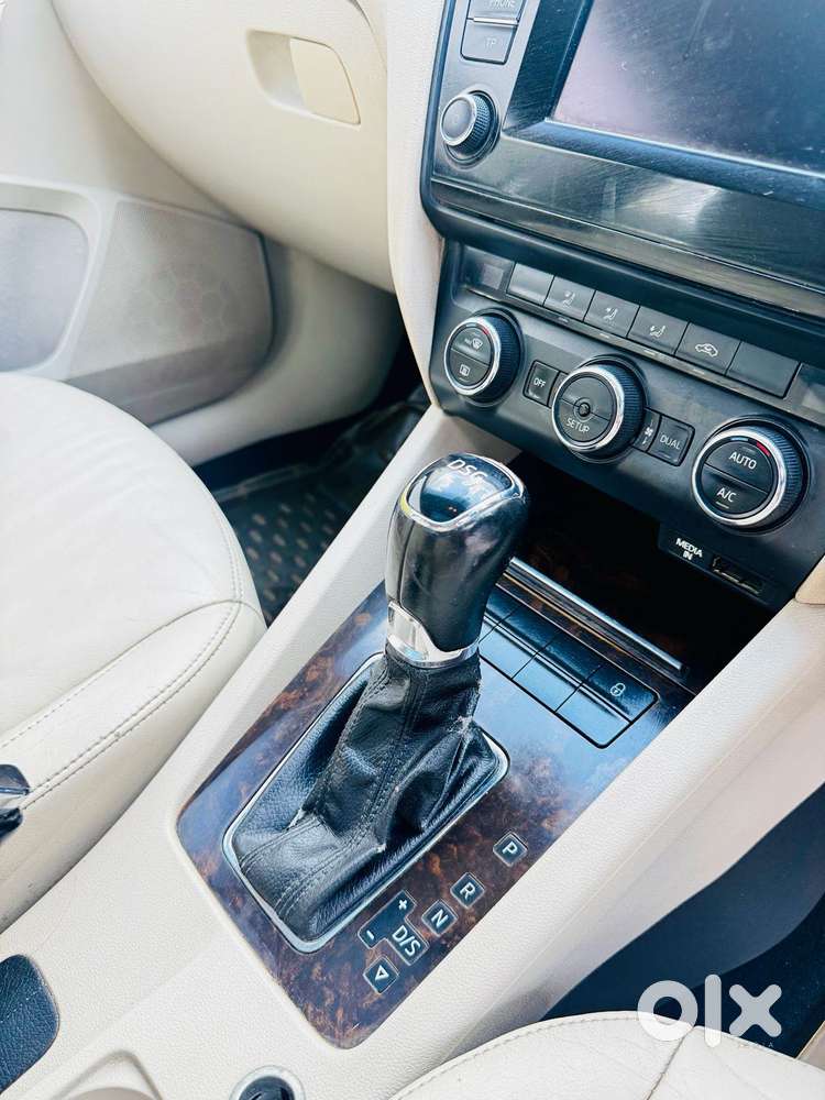 Skoda Octavia Elegance 2.0 Tdi At, 2013, Diesel
