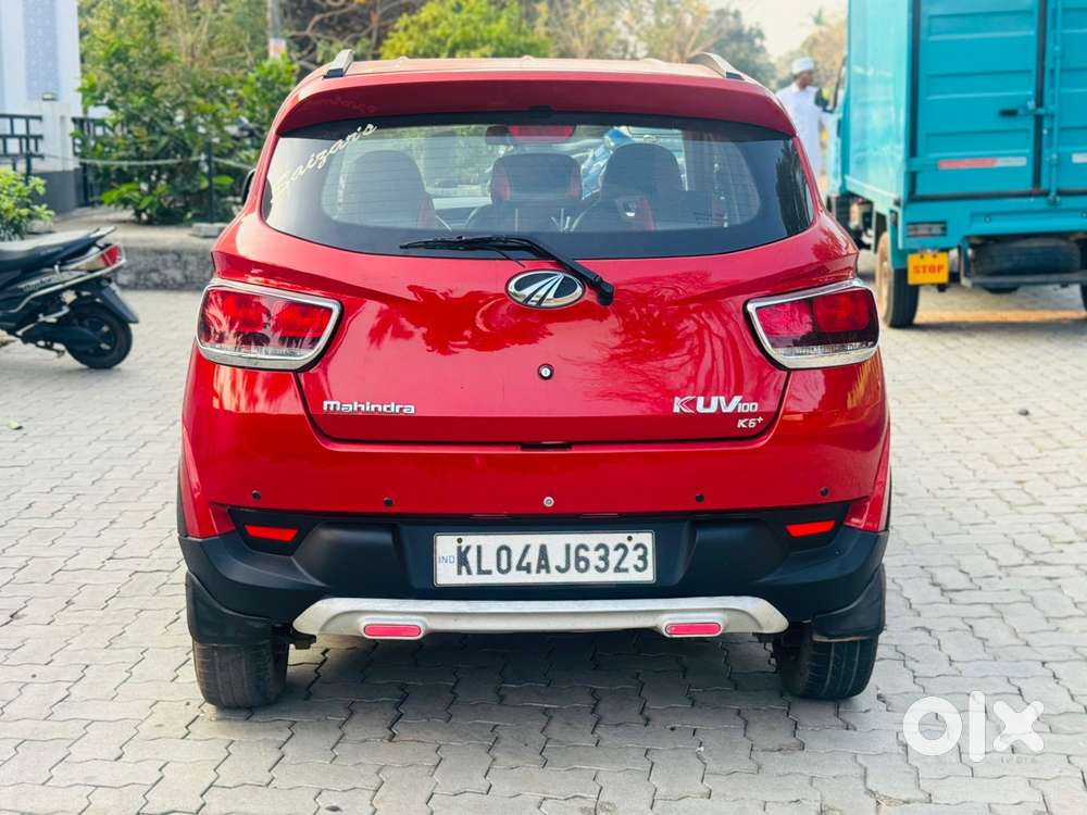 Mahindra Kuv 100
