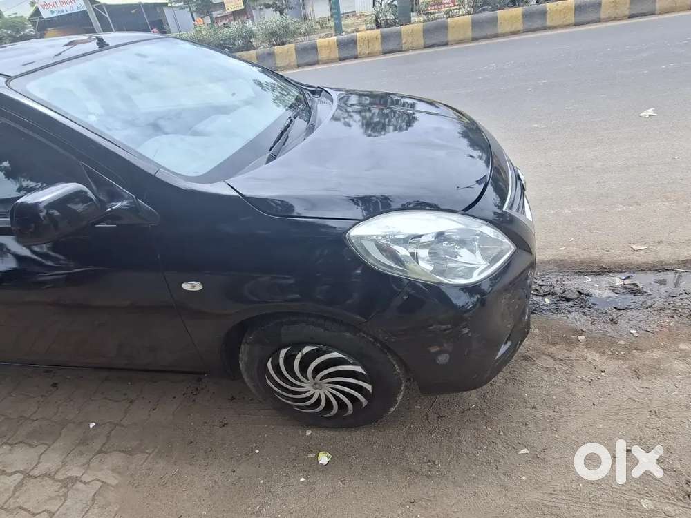 Nissan Sunny Petrol 2012
