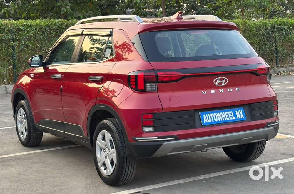 Hyundai Venue S, 2022, Petrol