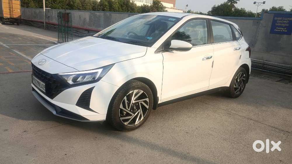 Hyundai I20 Asta (o) 1.2 Mt, 2025, Petrol