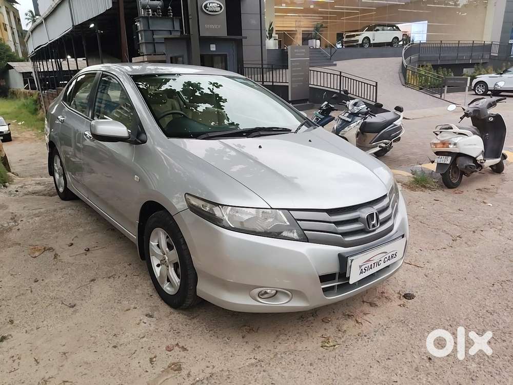 Honda City V At, 2011, Petrol