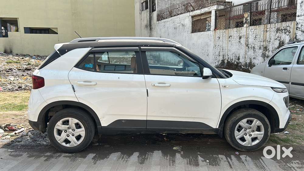 Hyundai Venue Petrol 2020