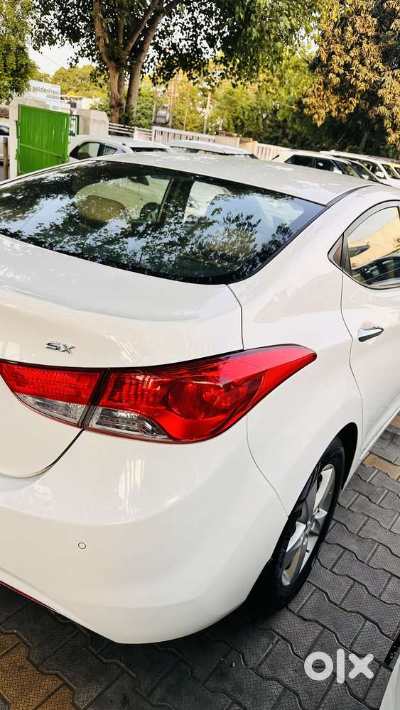 Hyundai Elantra 2.0 Sx, 2013, Petrol